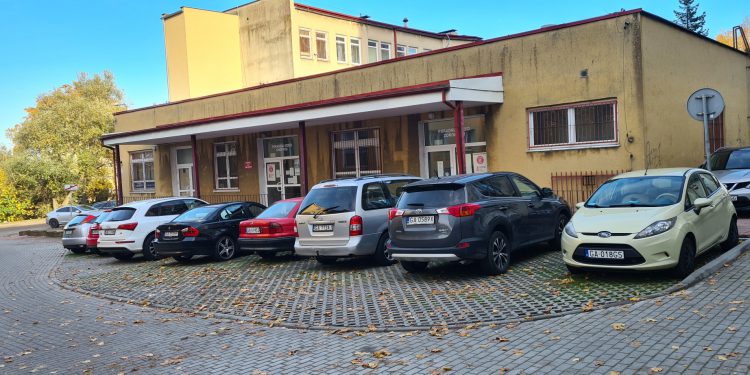 Parking przychodnia ul. Ramułta